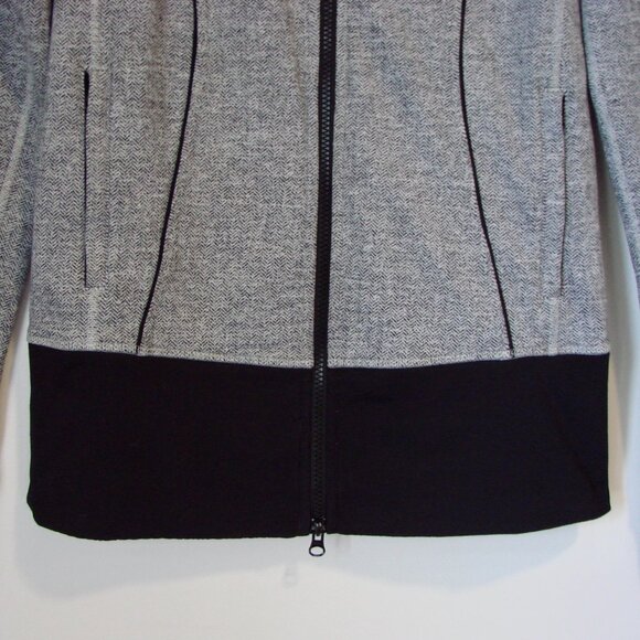 Lululemon Nice Asana Jacket Yoga Gray White Black Heathered Herringbone Size 8 - Picture 14 of 16